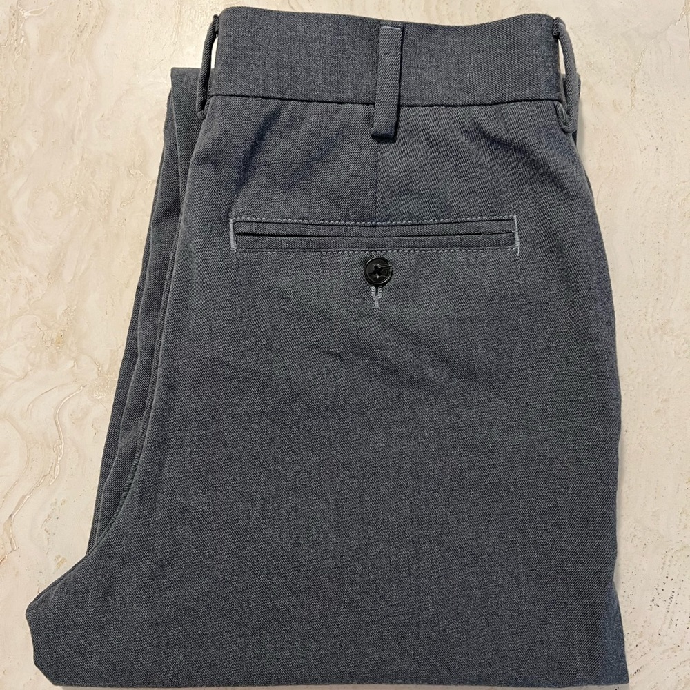 Lands’ End Grey Work or School Pants Sz 30